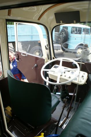 Lešany 2009: Premiéra kompletního autobusu  Škoda 706 RO - 'kabiňák'