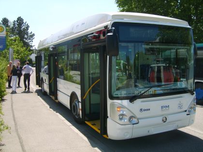 TriHyBus, první autobus na vodíkové palivové články v nových zemích EU