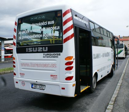 Midibus Isuzu Turquoise Class II bylo možno vidět 11.6.2009 na CAN v Plzni.