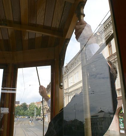 110 let veřejné Dopravy v Plzni: Tramvají ev.c. 18 'Křižík' se svezly