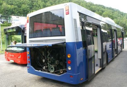 Záběry autobusů Volvo AlfaBusz a TEDOM z prezentace