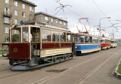 110 let veřejné dopravy v Plzni. 27.6.2009 u vozovny na konečné na Slovanech