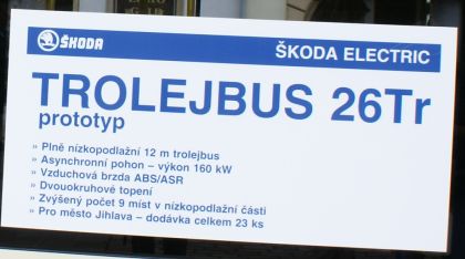 110 let veřejné dopravy v Plzni: Rendez-vous u andělíčka - Škoda 26 a 24 Tr.