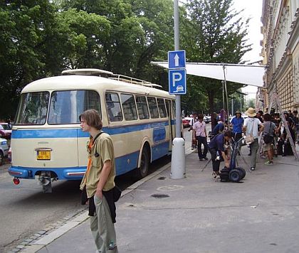 Škoda 706 RTO pokračoval ve filmování japonsko-francouzského seriálu