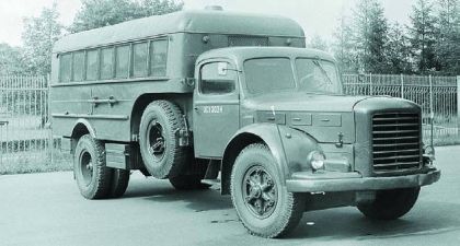 Škoda 706 jako skříňový přepravník osob a Škoda 504