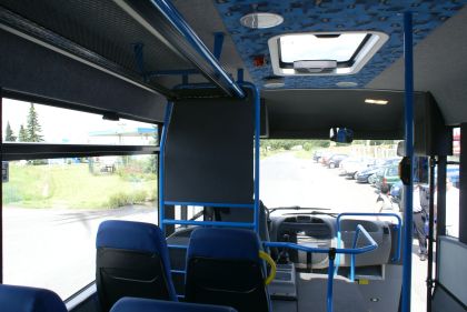 10.7.2009  představil KARS v Dolních Bučicích nový midibus ALMA