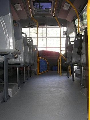 Seznamte se s midibusy společnosti Rošero-P: First FSLI a First FCLLI