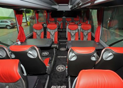 Autobus klubu Eintracht Frankfurt Mercedes-Benz Travego M s Active Brake Assist