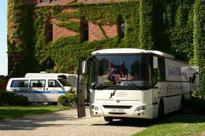 Přestavbu Karosy 900 - speciální autobus Janáčkovy filharmonie Ostrava zachytil