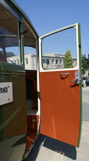 Zlatý bažant 2009 III. : Představujeme autobus Praga RND z roku 1949 -