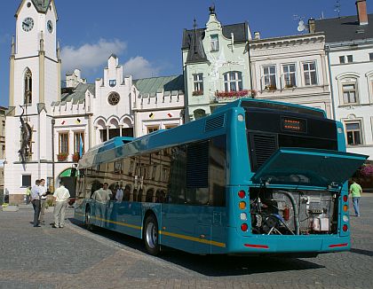 První CNG autobus TEDOM v barvách Arriva s celovozovou klimatizací