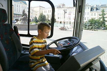 První CNG autobus TEDOM v barvách Arriva s celovozovou klimatizací