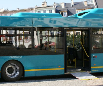 První CNG autobus TEDOM v barvách Arriva s celovozovou klimatizací