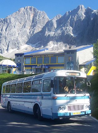 Bdeněveští veteráni Škoda 706 RTO a Karosa ŠD 11 na prázdninových cestách.