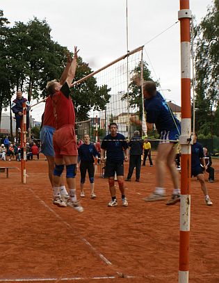 Výsledky XVII.ročníku dopraváckého volejbalového turnaje smíšených družstev