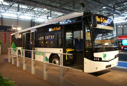 BUSWORLD 2009: Světová premiéra variant Citea CLE z VDL a nepřehlédnutelná