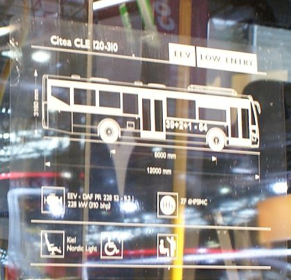 BUSWORLD 2009: Světová premiéra variant Citea CLE z VDL a nepřehlédnutelná