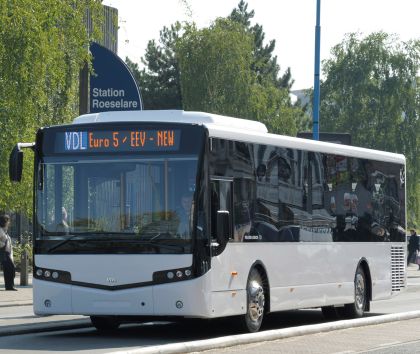 BUSWORLD 2009: Světová premiéra variant  Citea CLE z VDL a nepřehlédnutelná 