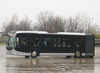 Návraty:  Vysokokapacitní autobus Mercedes-Benz CapaCity 