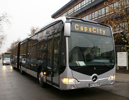 Návraty:  Vysokokapacitní autobus Mercedes-Benz CapaCity 