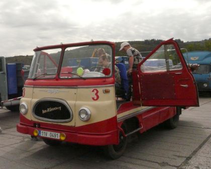 DOD Probo Bus Beroun I. : Karlštejnbus doopravdy