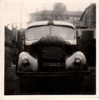 Praga NDO. Pro sokolský slet v roce 1948 byl vyroben nedávno vyproštěný