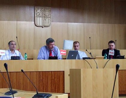 17.9.2009 pořádal ČPS seminář Jezdíme na stlačený zemní plyn (CNG)