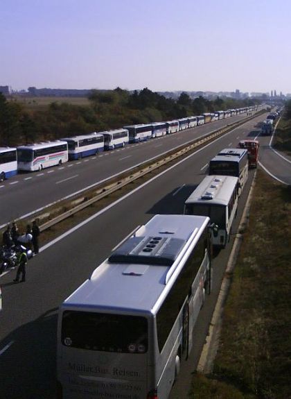 Návštěva  papeže v Brně z pohledu řidiče 'Ešelky'.