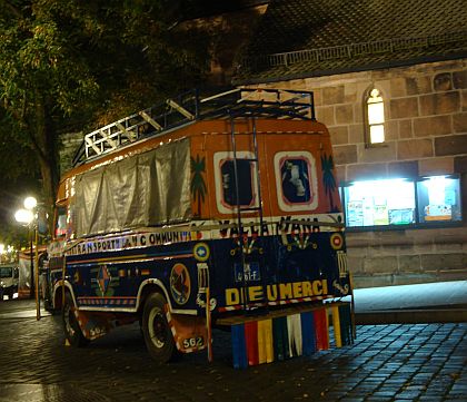 Autobus z plakátu: Senegal Car rapide