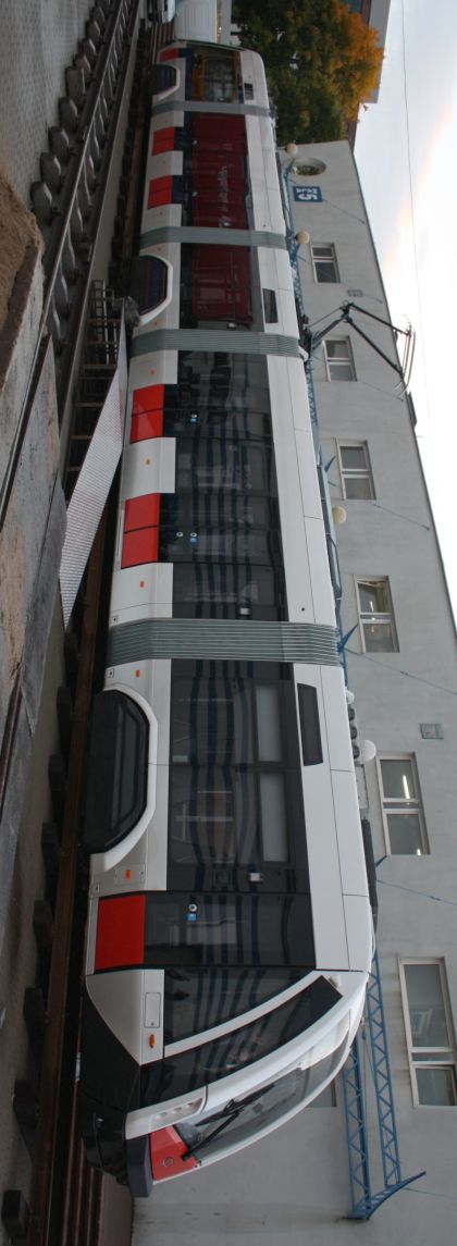 O záběry nové tramvaje Solaris Tramino jsme požádali 