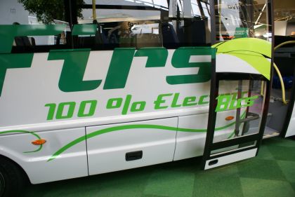 BUSportál CZ na veletrhu BUSWORLD 2009: Tip na elektrický  minibus