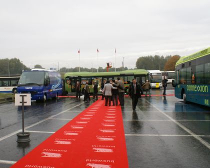 BUSportál CZ na veletrhu BUSWORLD 2009: Z testovací jízdy hybridem Volvo 7700