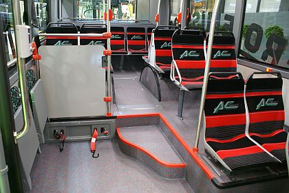 BUSportál CZ na veletrhu BUSWORLD 2009: Vodíková flotila Van Hool míří do USA