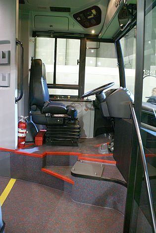 BUSportál CZ na veletrhu BUSWORLD 2009: Vodíková flotila Van Hool míří do USA