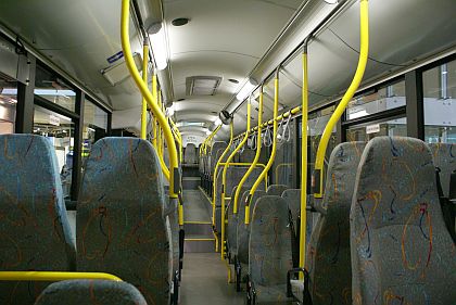 BUSportál CZ na veletrhu BUSWORLD 2009: InterUrbino, Hybrid 12 m a Urbino 15 LE