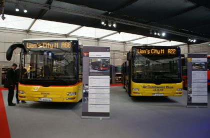 BUSportál CZ na veletrhu BUSWORLD 2009: Autobusy a soupravy s vlekem Göppel Bus