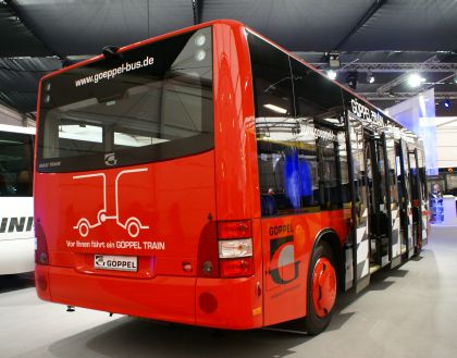 BUSportál CZ na veletrhu BUSWORLD 2009: Autobusy a soupravy s vlekem Göppel Bus