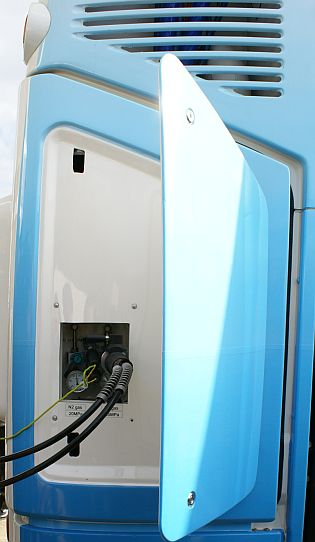 První vodíková čerpací stanici v Česku byla oficielně otevřena v Neratovicích