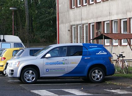 První vodíková čerpací stanici v Česku byla oficielně otevřena v Neratovicích