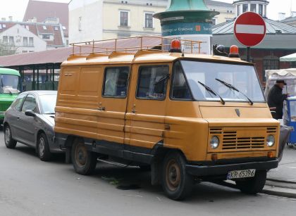Historické autobusy v Krakově: Jelcz a SAN H0 1B z roku 1959