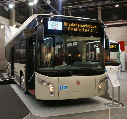 BUSportál CZ na veletrhu BUSWORLD 2009: Italský karosář BredaMenarinibus