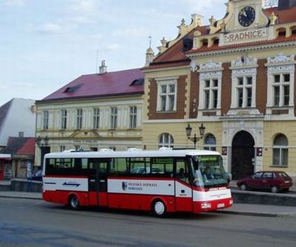 Vracíme se do PROBO BUS záběry  nových autobusů SOR , městského v Hořovicích