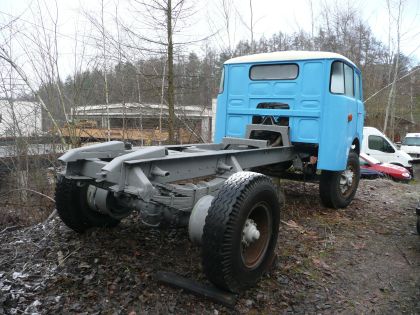Ze světa  tahačů Škoda:  Z postupující renovace  Š 706  RTTN   