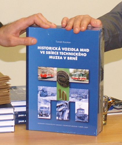 Knižní novinka Historická vozidla MHD ve sbírce Technického muzea v Brně