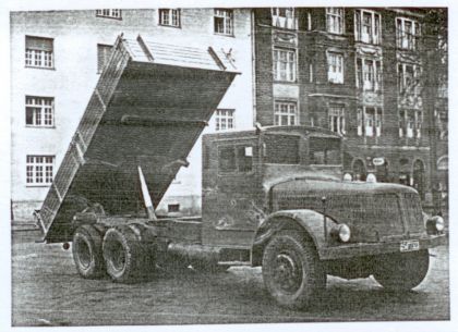 Z archivu Vlastimila Tělupila: Variace na nákladní vůz TATRA