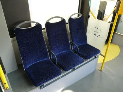 Veolia Transport nasazuje na linku 339 PID první ze tří autobusů Solaris,  