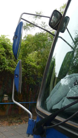 ... a ještě jednou Setra. S malokapacitním autokarem Setra S208H