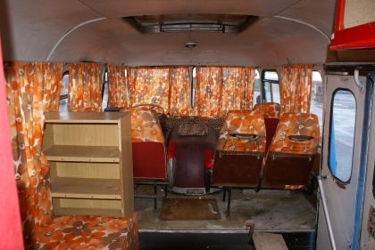 Včera na Nově jste mohli vidět autobus RTO aneb veřejný dům na kolečkách.