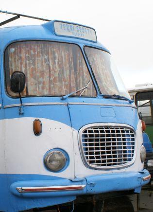 Včera na Nově jste mohli vidět autobus RTO aneb veřejný dům na kolečkách.