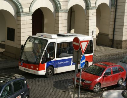 Elektrický minibus ZEUS ještě jednou objektivem BUSportálu